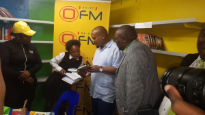 <i>OFM News</i> gives a container library to learners at Rutanang Primary
