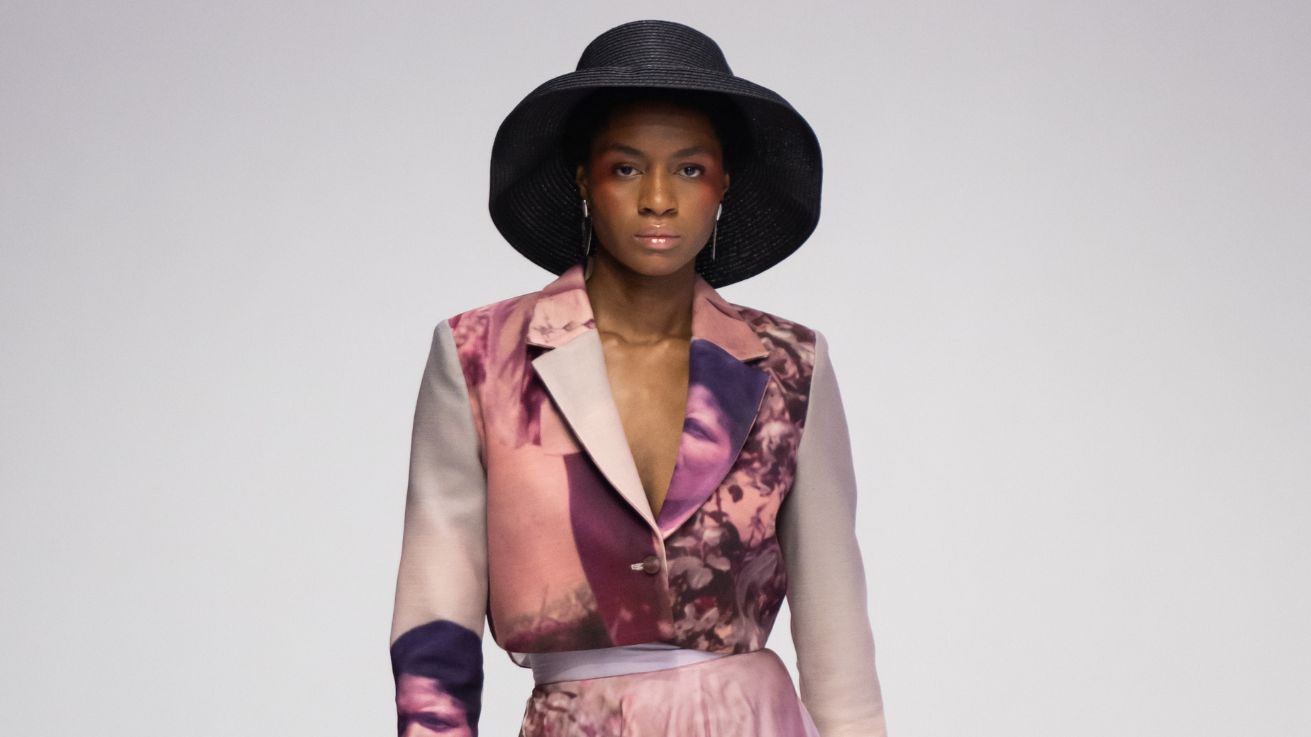 MUNKUS wins Twyg`s 2023 Trans-Seasonal Award presented by Country Road MUNKUS wins Twyg`s 2023 Trans-Seasonal Award presented by Country Road