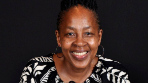 Lizeka Mda to Judge in 2025 Sanlam Group <i>Financial Journalism Awards</i>