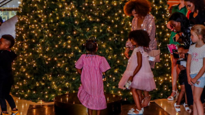 Hyde Park Corner Opens the Festive Season With an Evening of Lights and Champagne