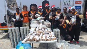 Christmas Cheer for Pets in Khayelitsha: 332 Food Gift Packs Distributed