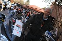 Celebrity riders for Nelson Mandela in City of Roses