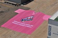 Vanish creates biggest T-shirt for Guinness World Record 