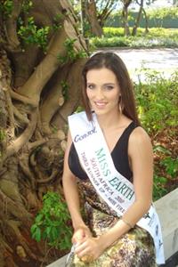 <i>Miss Earth SA</i> to map the Earth Green <i>Miss Earth SA</i> to map the Earth Green