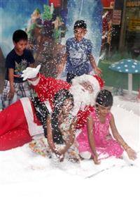 Primedia Lifestyle gives Chatsworth shoppers a Christmas like never before
