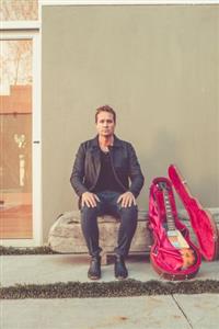 Craig Hinds to embark on unplugged tour in September