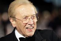 Al Jazeera pay tribute to Sir David Frost