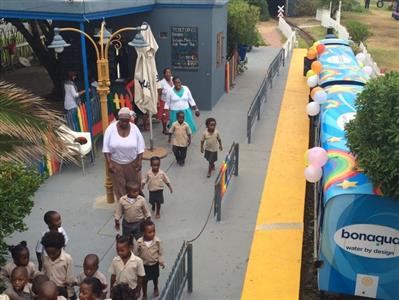 PenBev treats Ilitha Family Learning Educare learners to a day out at the Rotary Blue Train Park 