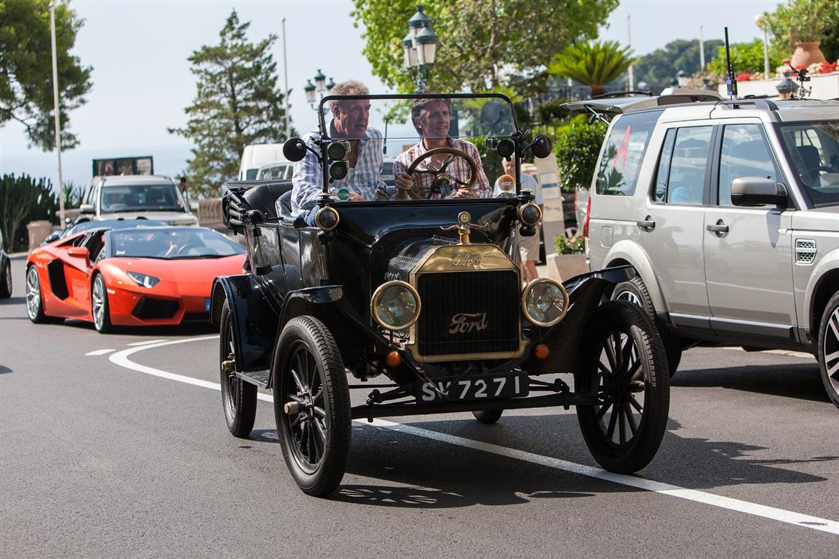 Richard gear cars man he british hammond mail recovery since going need clarkson daily altogether presenter rude drives gesture controversial Jeremy Clarkson and Richard Hammond embark on the perfect road trip